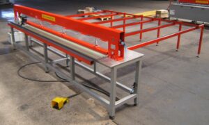 Automatic table saw for plastic sheets Ingenia ATA